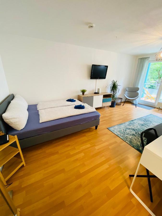 Outletcity Apartment Ferienwohnung Metzingen Metzingen  Eksteriør billede